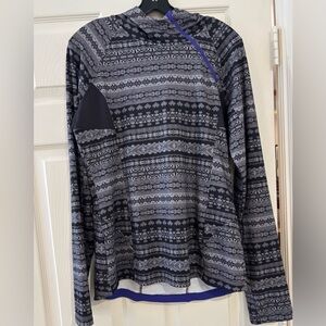 Mondetta purple & Black Hooded Pull Over Active Top Thumbholes Sz L